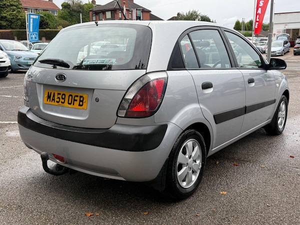 Used Kia Rio 2009 for sale - 76092052: Photo 5
