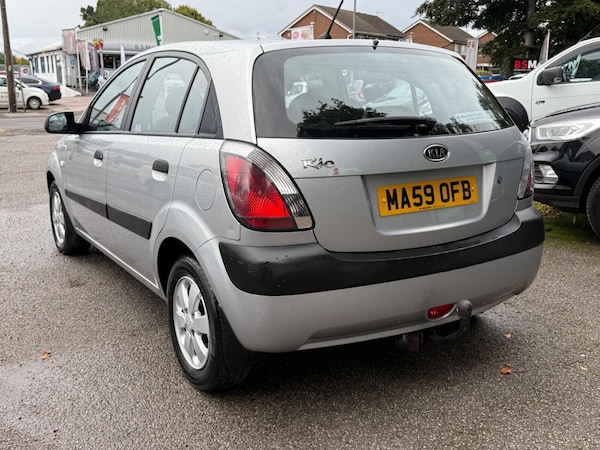 Used Kia Rio 2009 for sale - 76092052: Photo 7