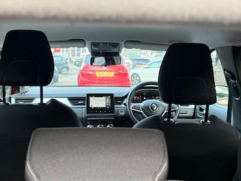 Used Renault Captur 2022 for sale - 76971253: Photo