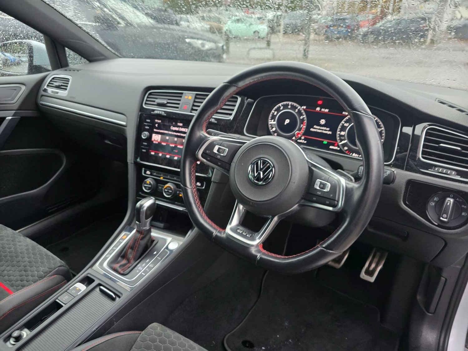 Used Volkswagen Golf 2019 for sale - 76766142: Photo 10