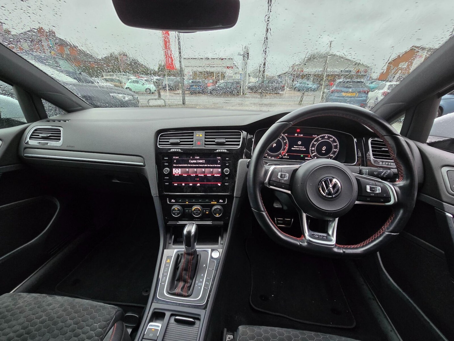 Used Volkswagen Golf 2019 for sale - 76766142: Photo 11