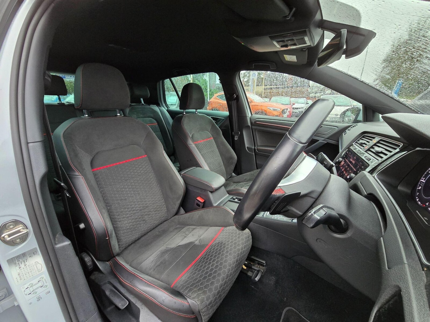 Used Volkswagen Golf 2019 for sale - 76766142: Photo 19