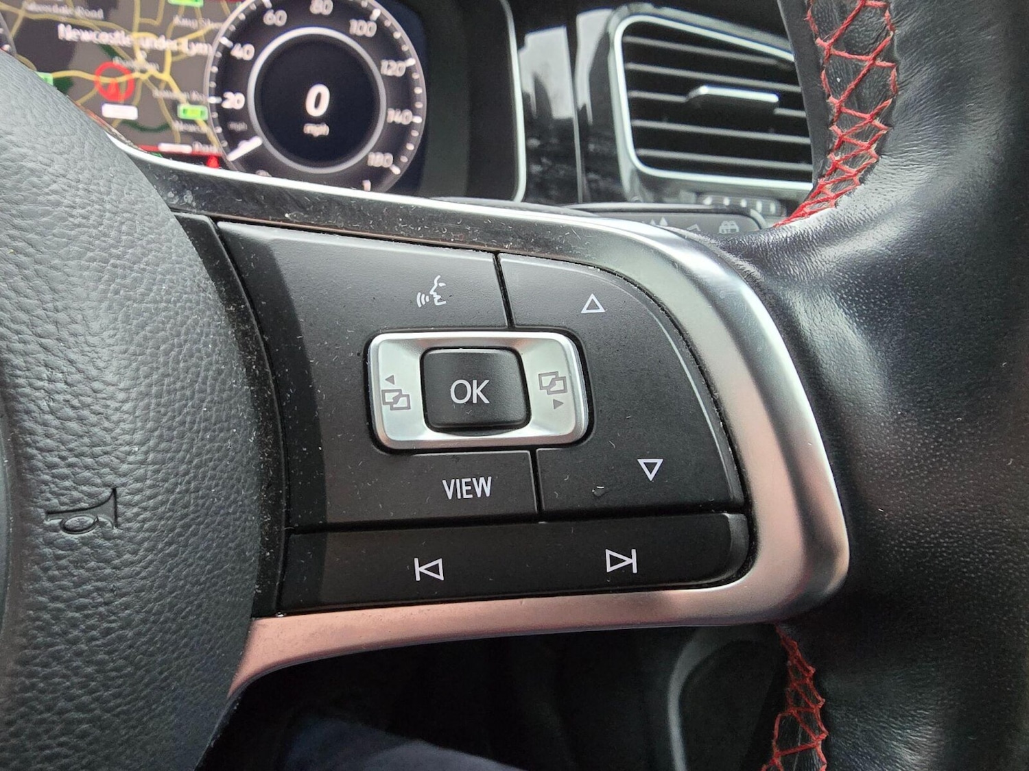 Used Volkswagen Golf 2019 for sale - 76766142: Photo 30