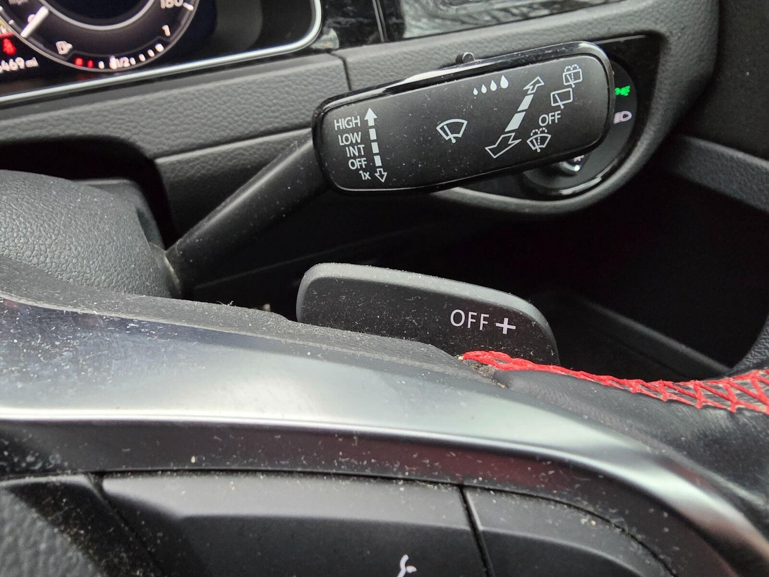 Used Volkswagen Golf 2019 for sale - 76766142: Photo 32