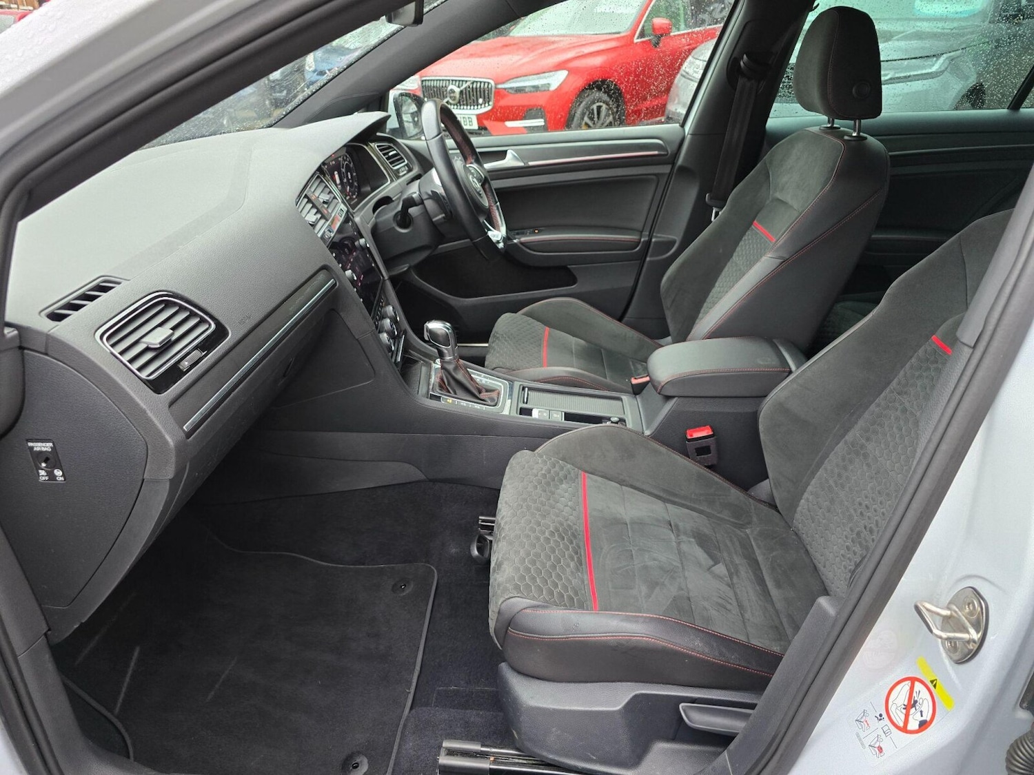 Used Volkswagen Golf 2019 for sale - 76766142: Photo 50