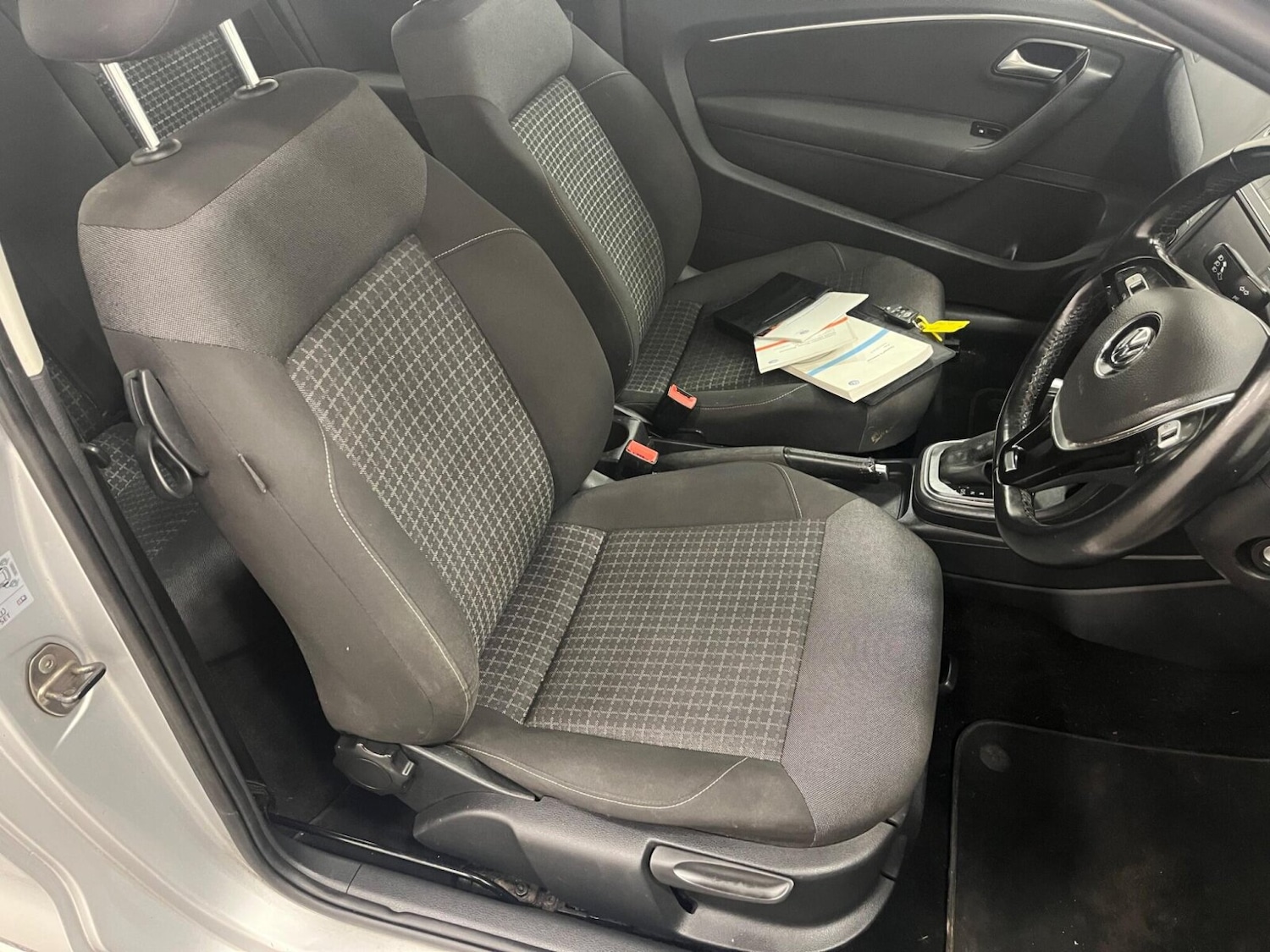 Used Volkswagen Polo 2015 for sale - 77636232: Photo 16