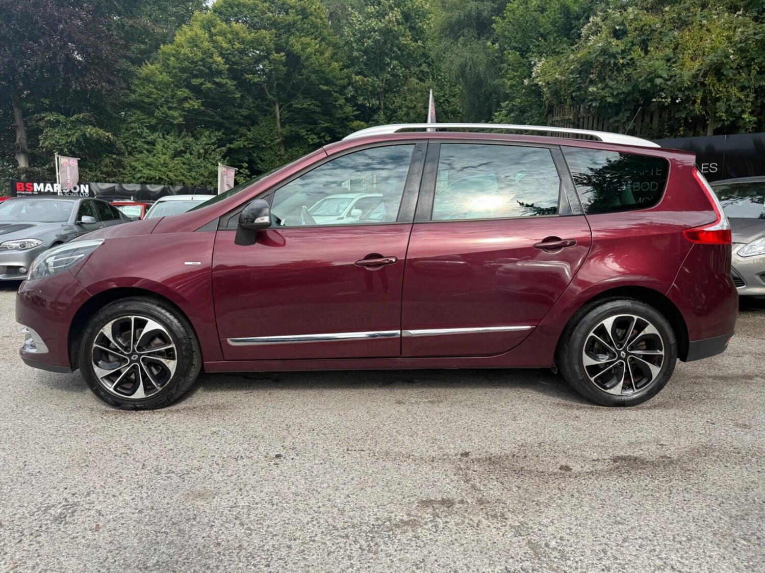 2015 Renault Grand Scenic 1.2 TCe ENERGY Dynamique TomTom Euro 5 (s/s) 5dr MPV P - Picture 10 of 24