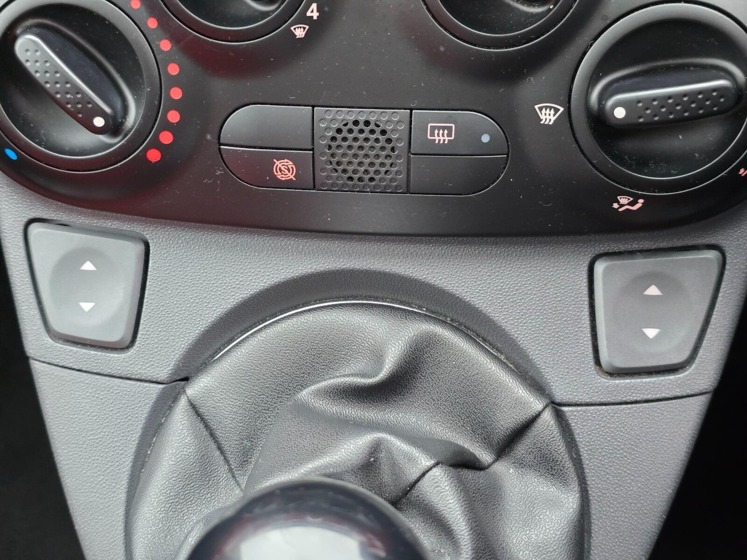 Used Fiat 500 2012 for sale - 76731627: Photo 24