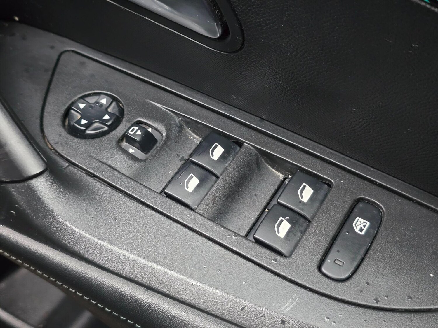 Used Peugeot 2008 2021 for sale - 76773134: Photo 32