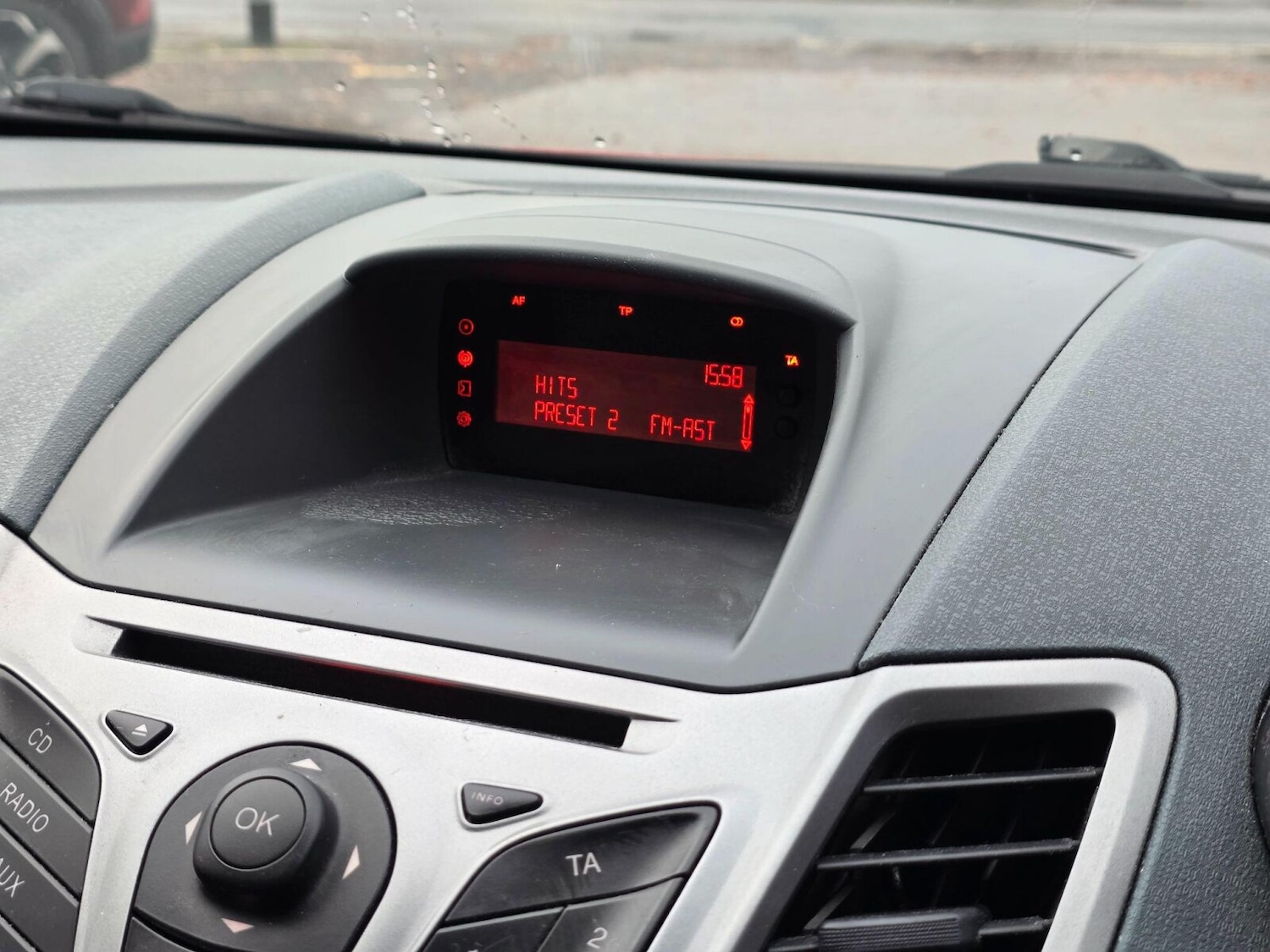 Used Ford Fiesta 2009 for sale - 76544501: Photo 28