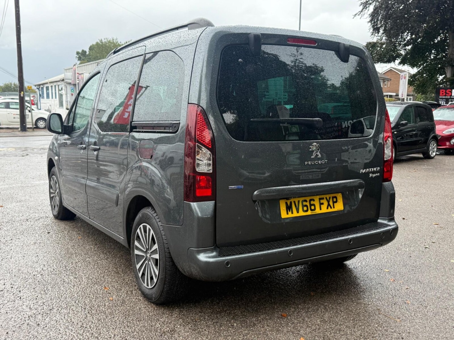 Vehicle 29