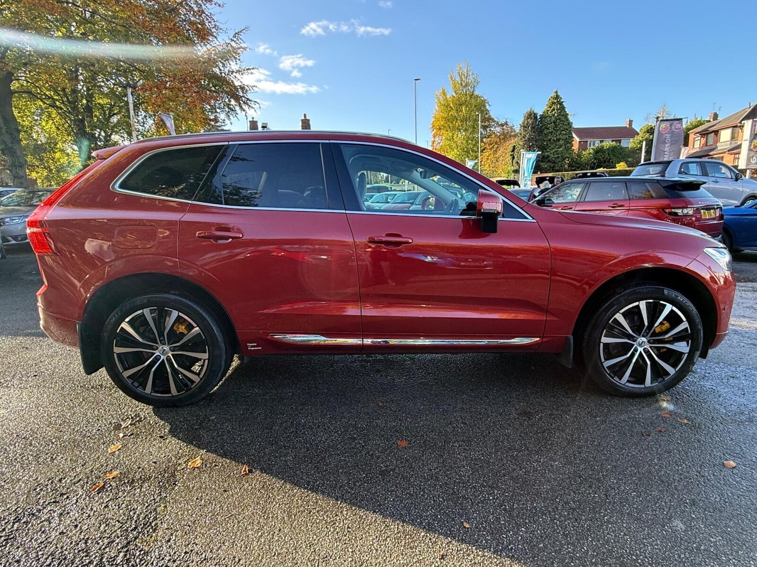 Used Volvo XC60 2022 for sale - 76428053: Photo 2