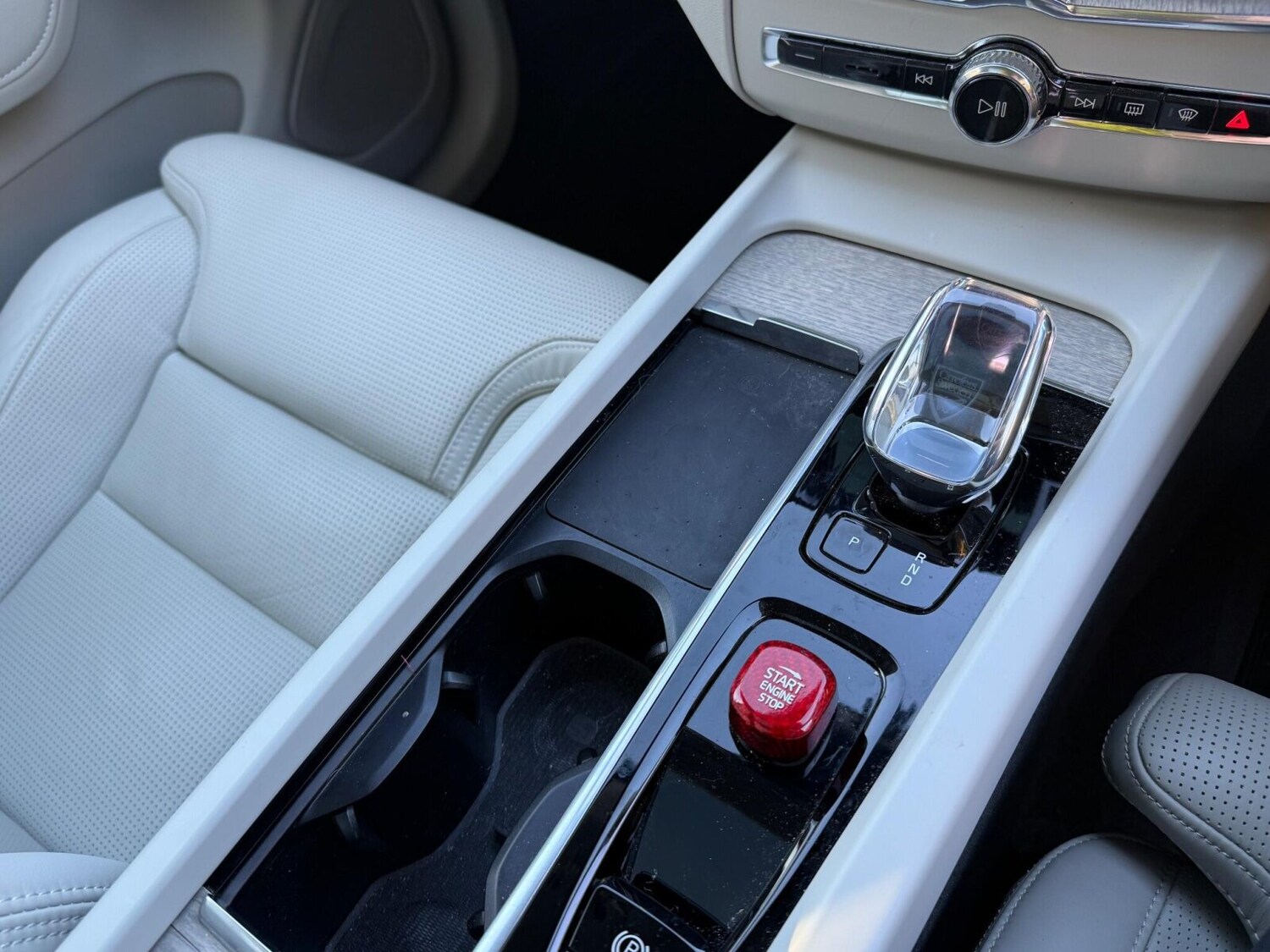 Used Volvo XC60 2022 for sale - 76428053: Photo 29