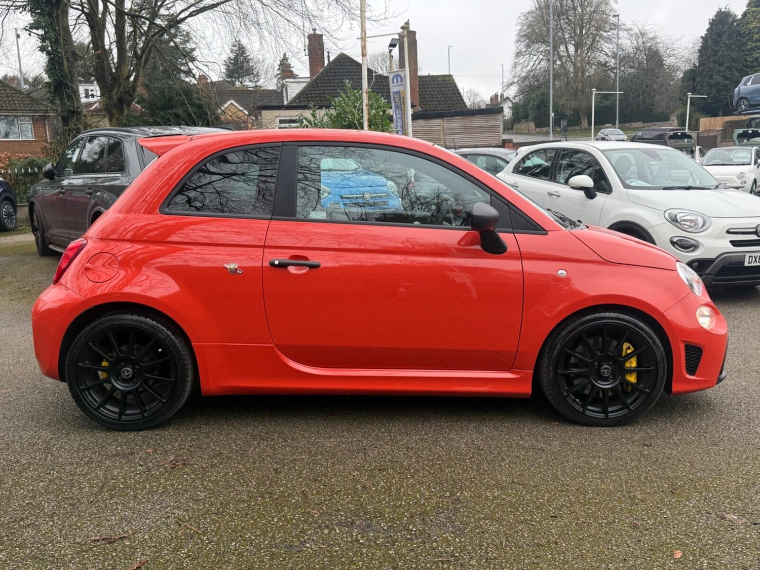 Used Abarth 695 2023 for sale - 77795140: Photo 2
