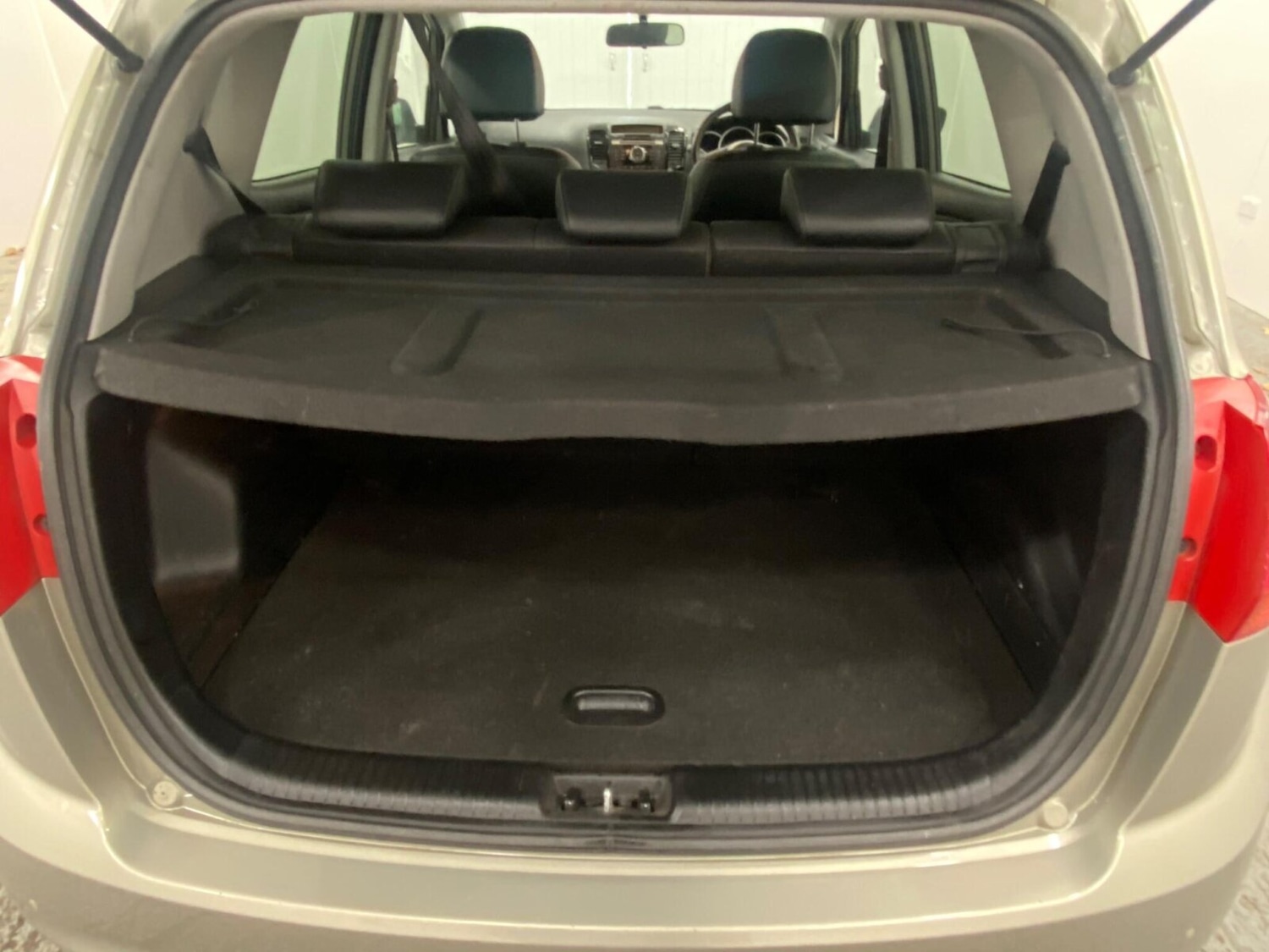 Used Kia Venga 2013 for sale - 77745876: Photo 30