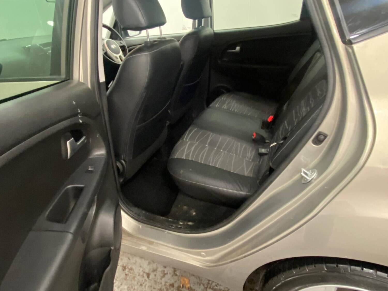 Used Kia Venga 2013 for sale - 77745876: Photo 33