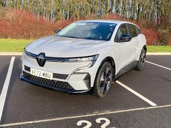 Used Renault Megane 2022 for sale - 76971249: Photo