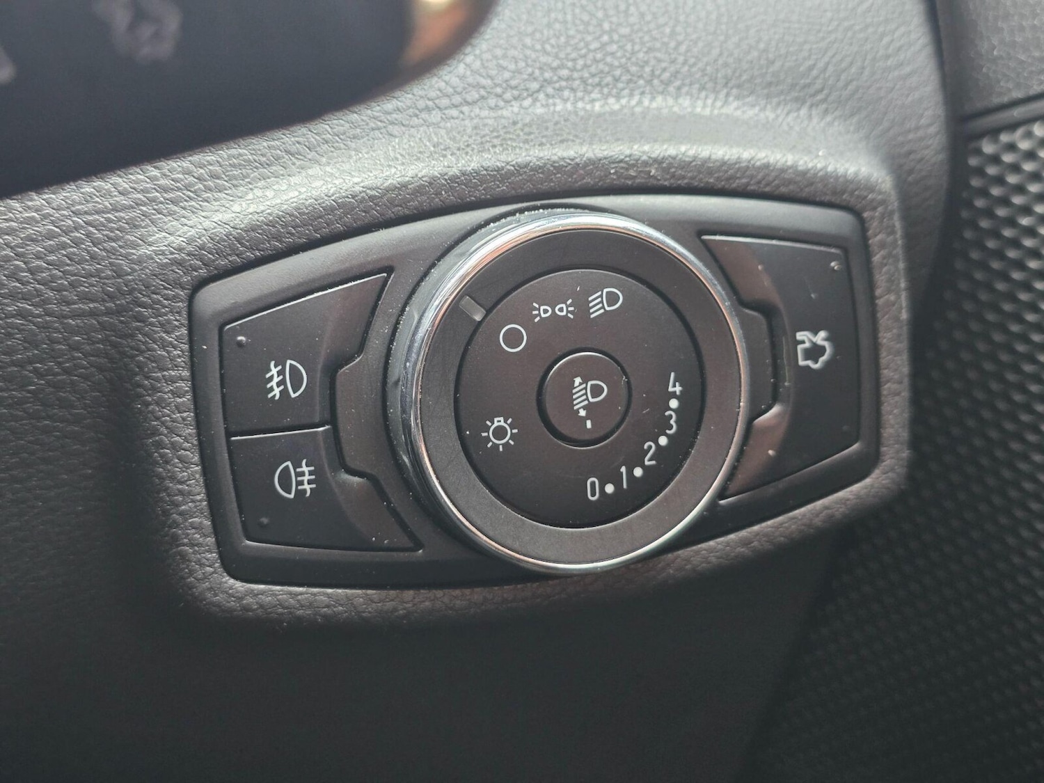 Used Ford Ka+ 2018 for sale - 75486782: Photo 26