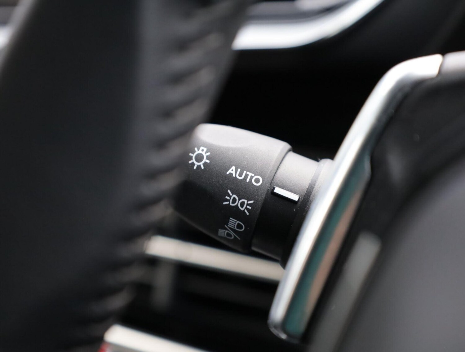 Used Peugeot 208 2023 for sale - 76676065: Photo 15