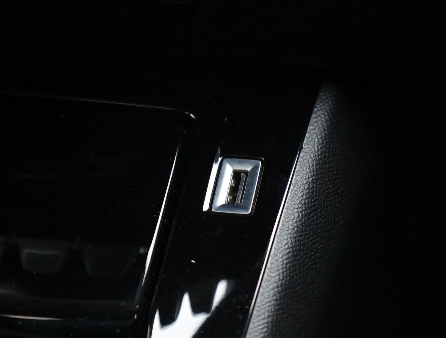 Used Peugeot 208 2023 for sale - 76676065: Photo 22