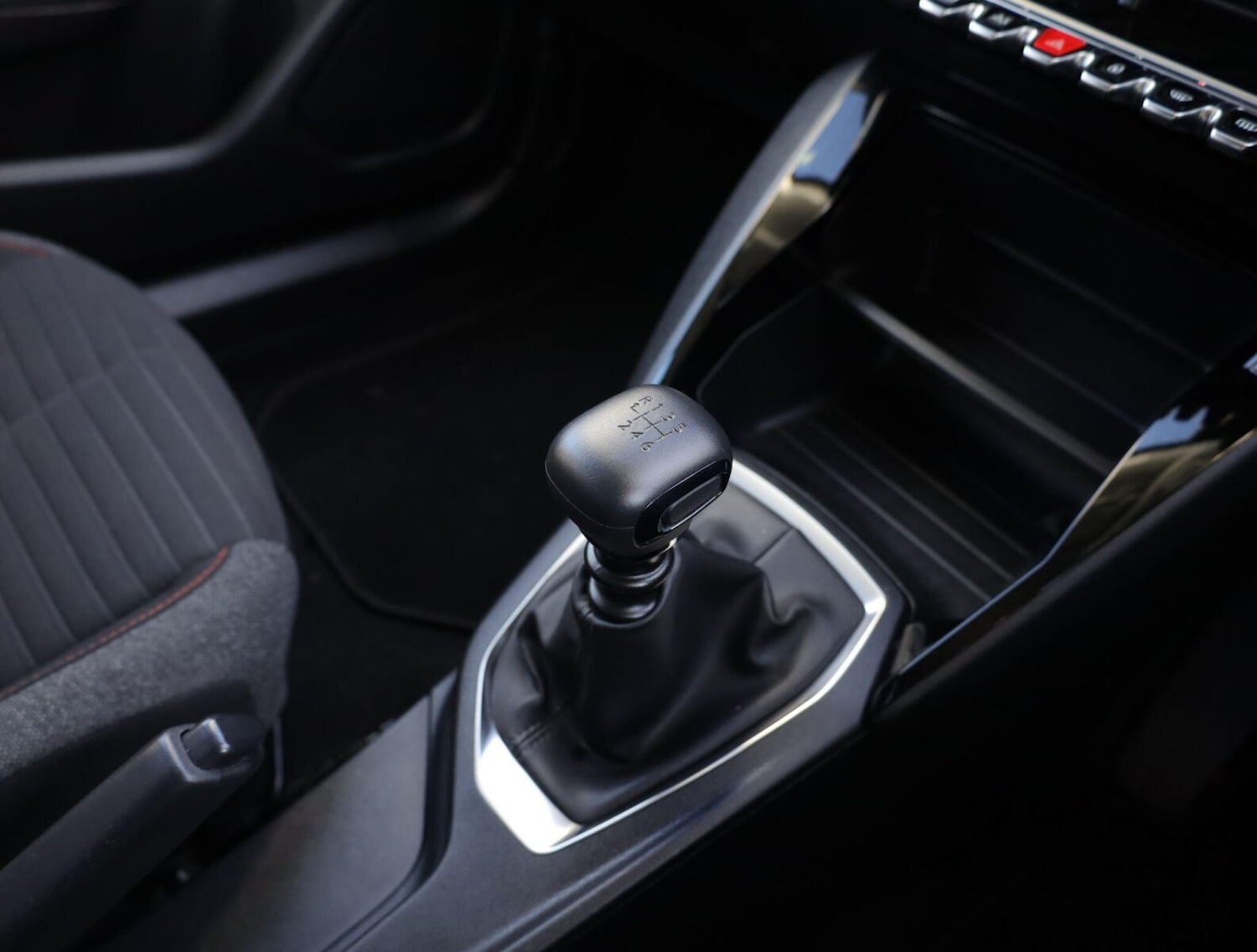 Used Peugeot 2008 2022 for sale - 76675071: Photo 8