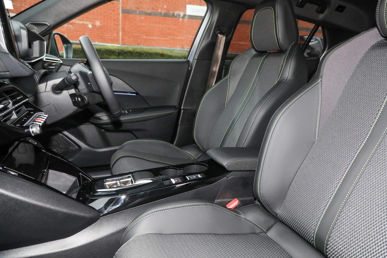 Used Peugeot 2008 2024 for sale - 76677398: Photo 11