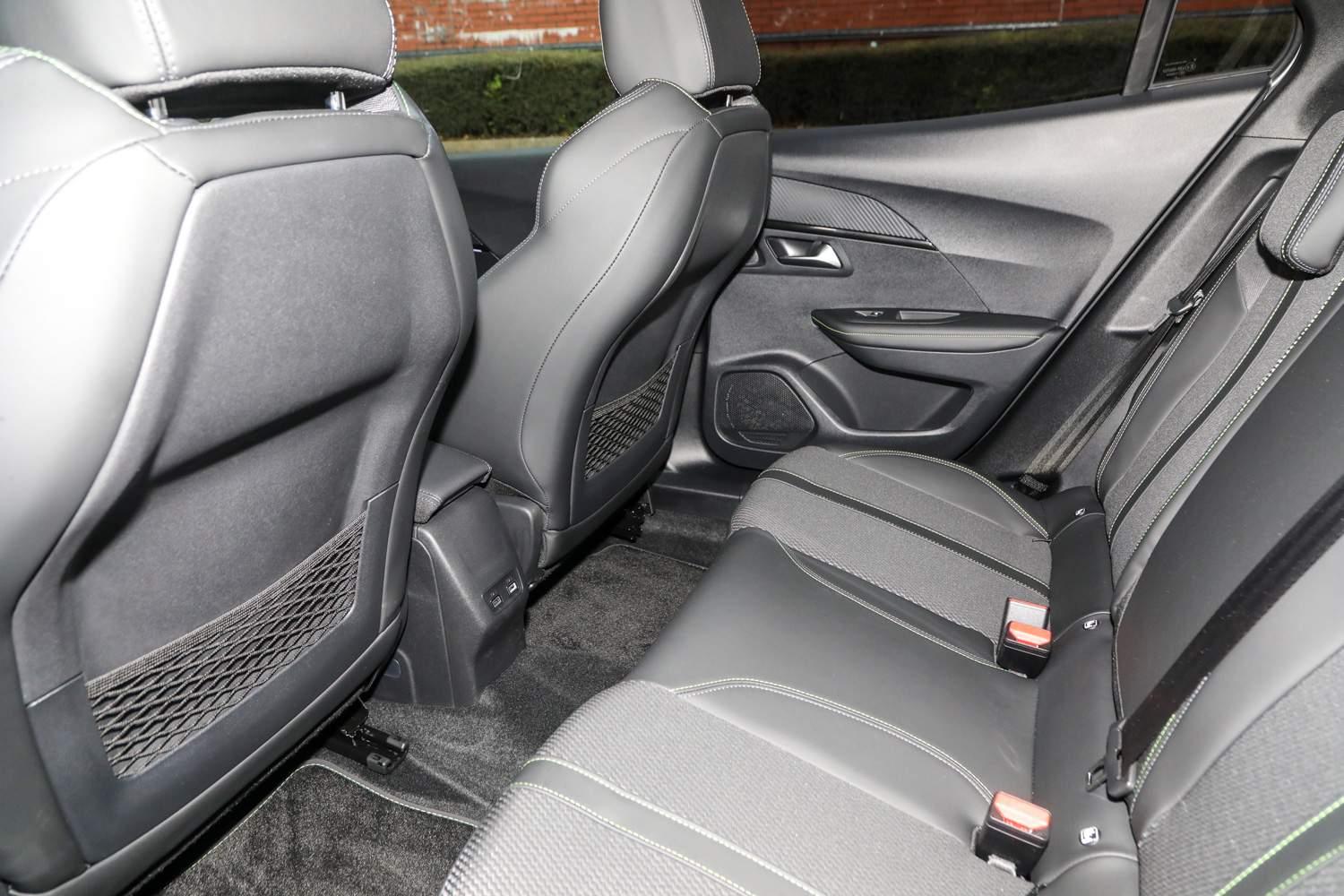 Used Peugeot 2008 2024 for sale - 76677398: Photo 8