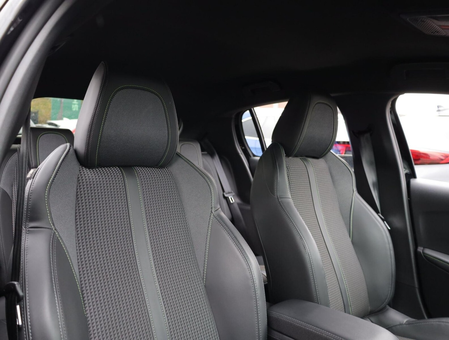 Used Peugeot 208 2023 for sale - 76676127: Photo 12