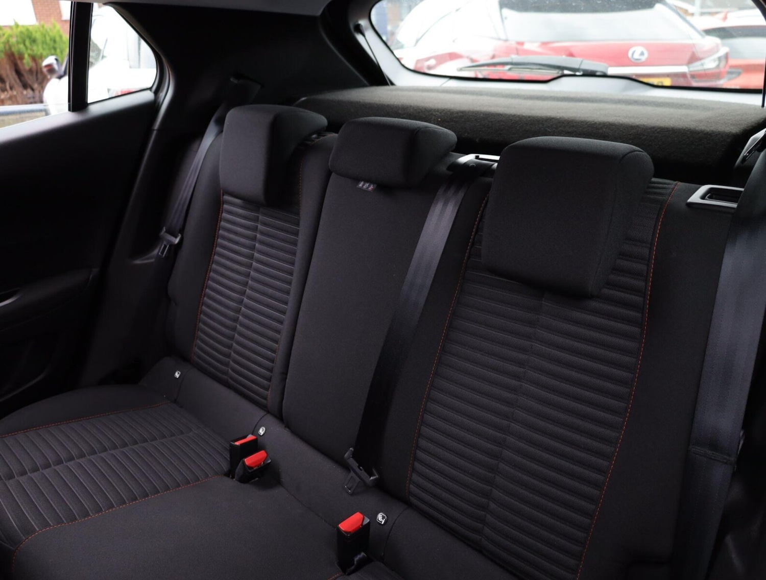 Used Peugeot 2008 2022 for sale - 76675379: Photo 12