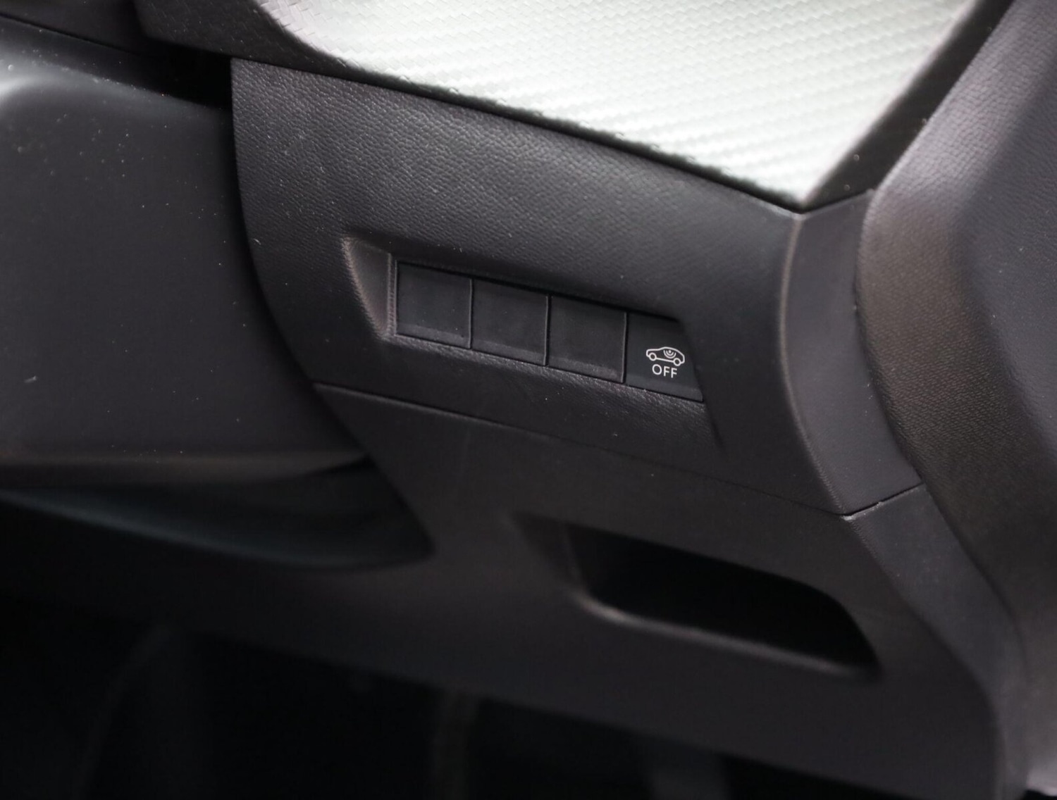 Used Peugeot 2008 2025 for sale - 76987041: Photo 13