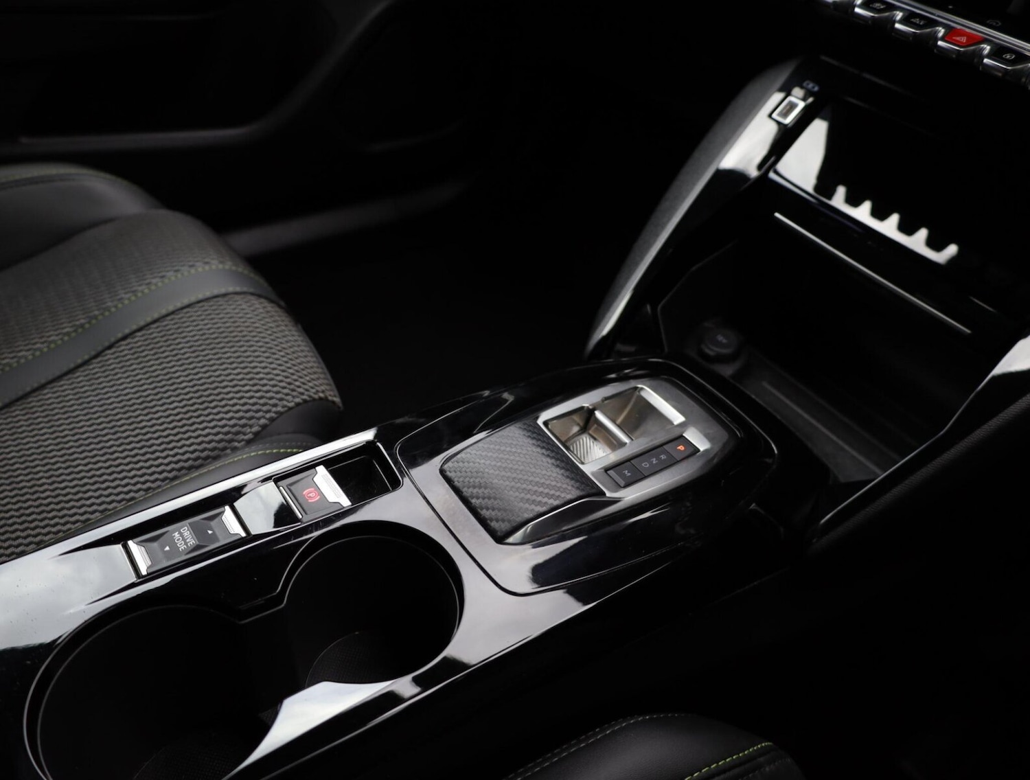 Used Peugeot 2008 2025 for sale - 76987041: Photo 14