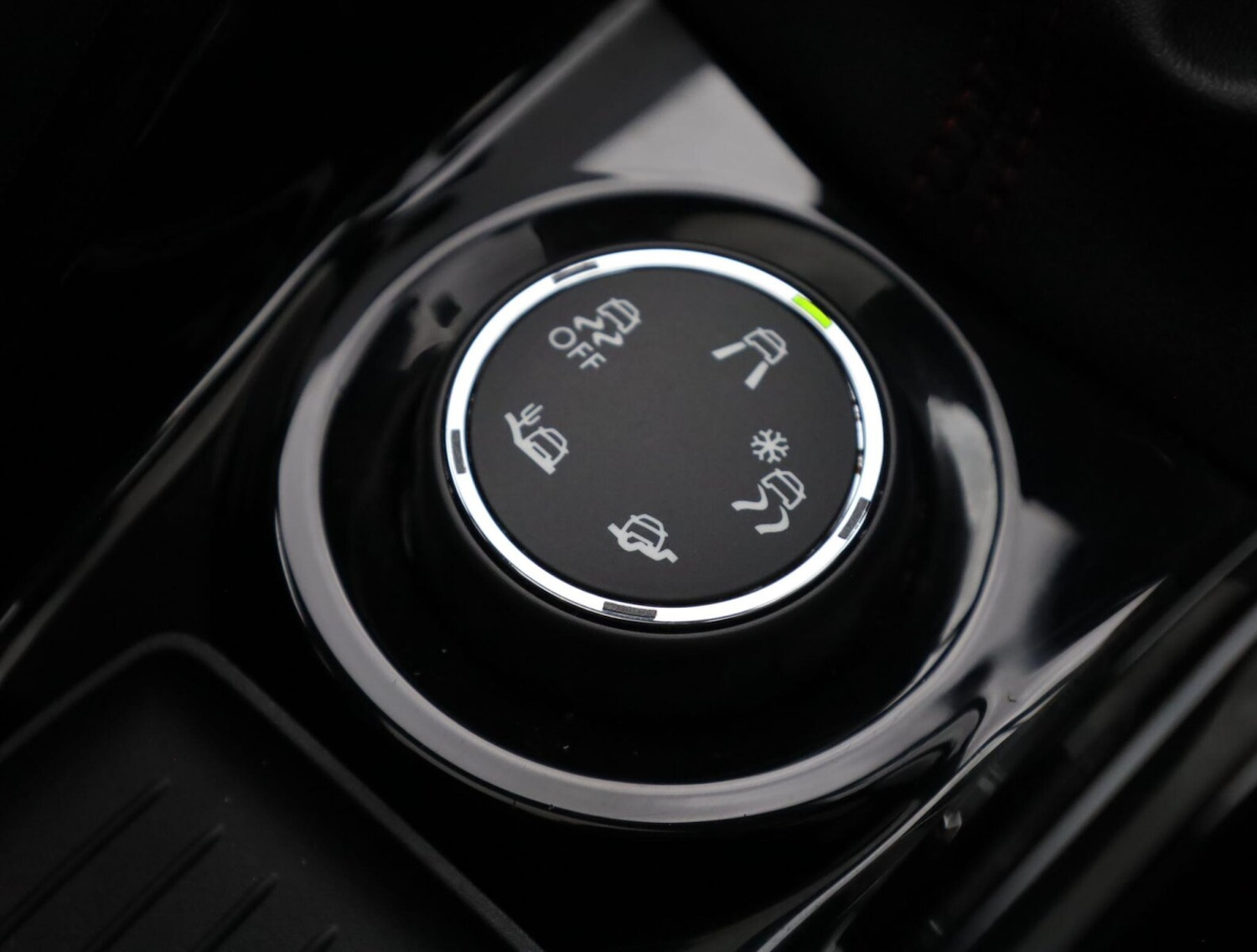 Used Peugeot 2008 2018 for sale - 76885102: Photo 18