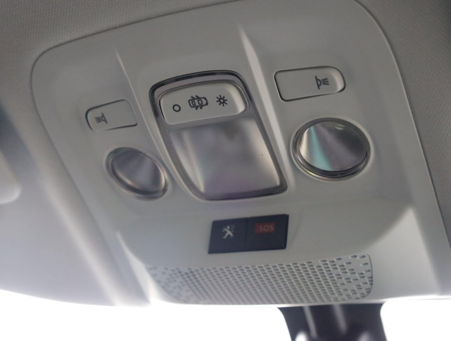 Used Peugeot 2008 2018 for sale - 76885102: Photo 21