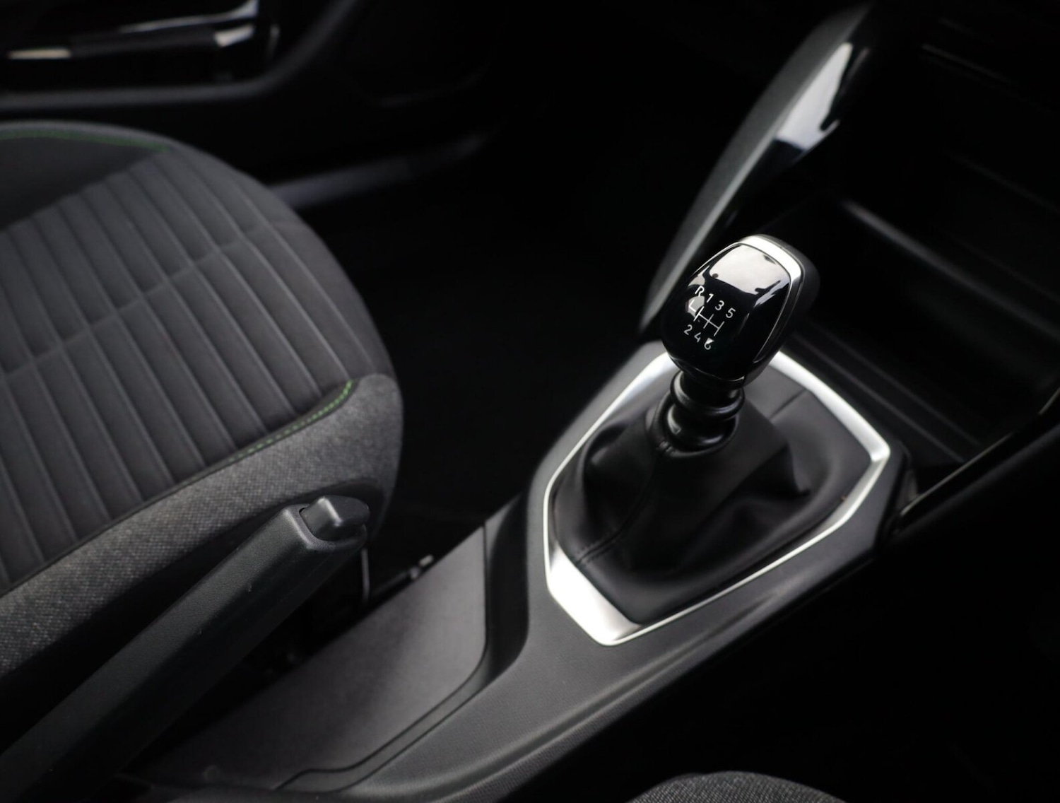 Used Peugeot 2008 2023 for sale - 76676032: Photo 10