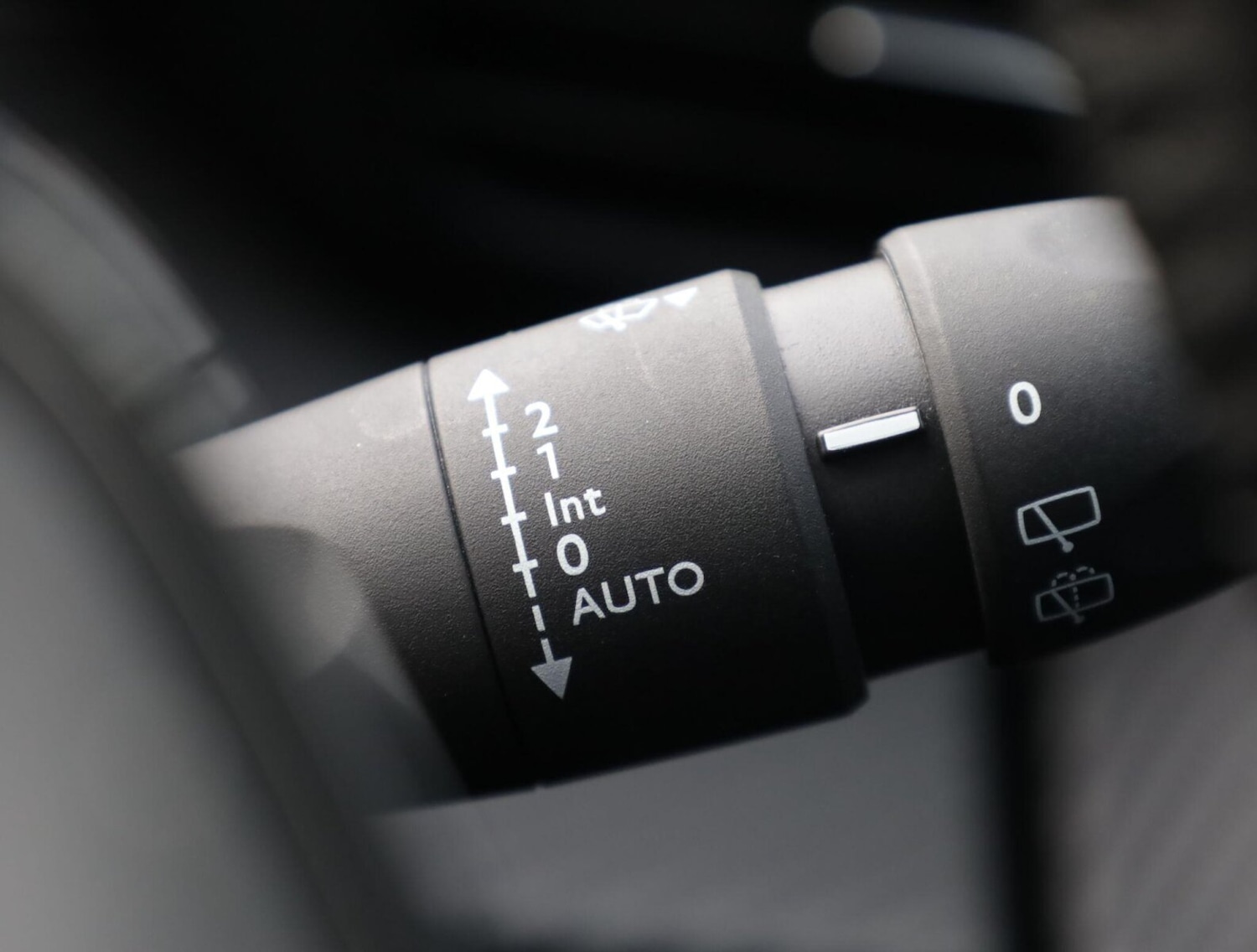 Used Peugeot 2008 2023 for sale - 76676032: Photo 18