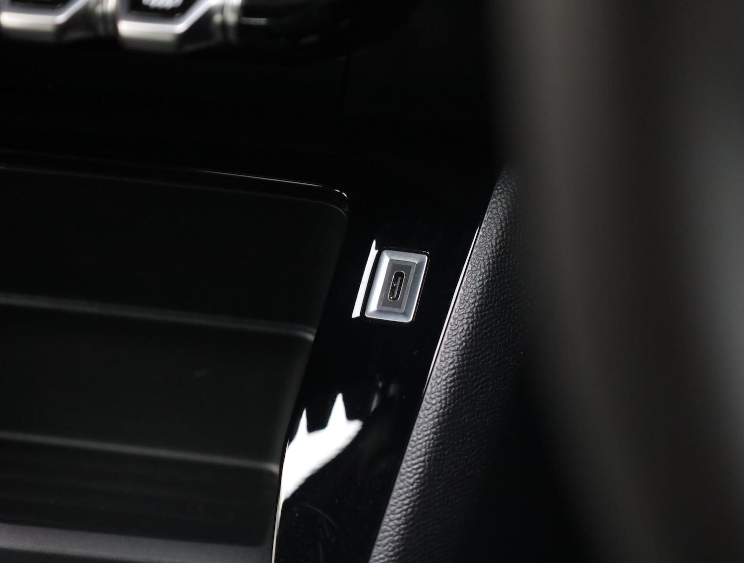 Used Peugeot 2008 2023 for sale - 76676032: Photo 22