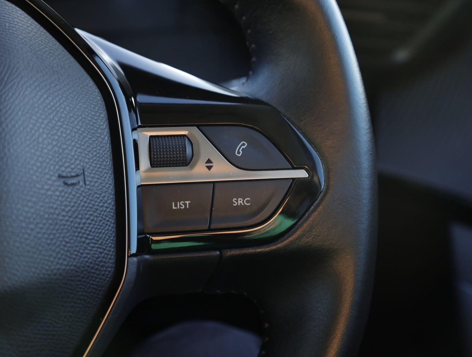 Used Peugeot 2008 2020 for sale - 76681092: Photo 16