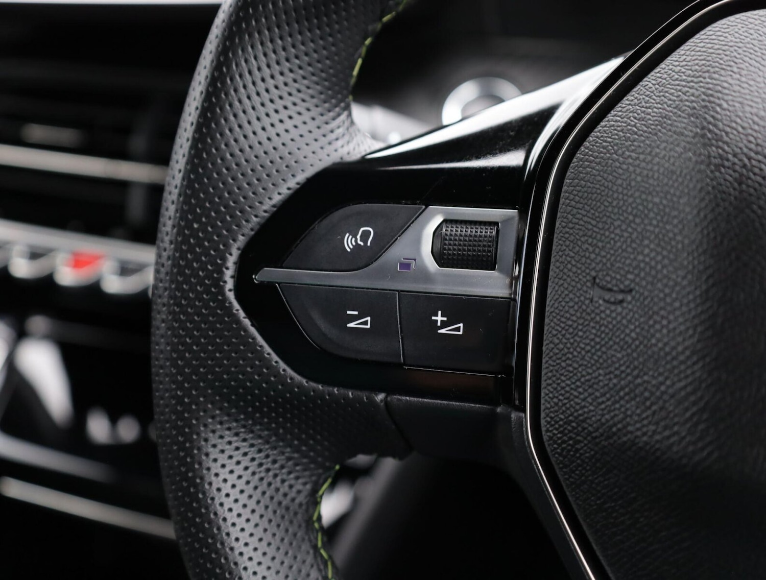 Used Peugeot 208 2024 for sale - 77332827: Photo 19