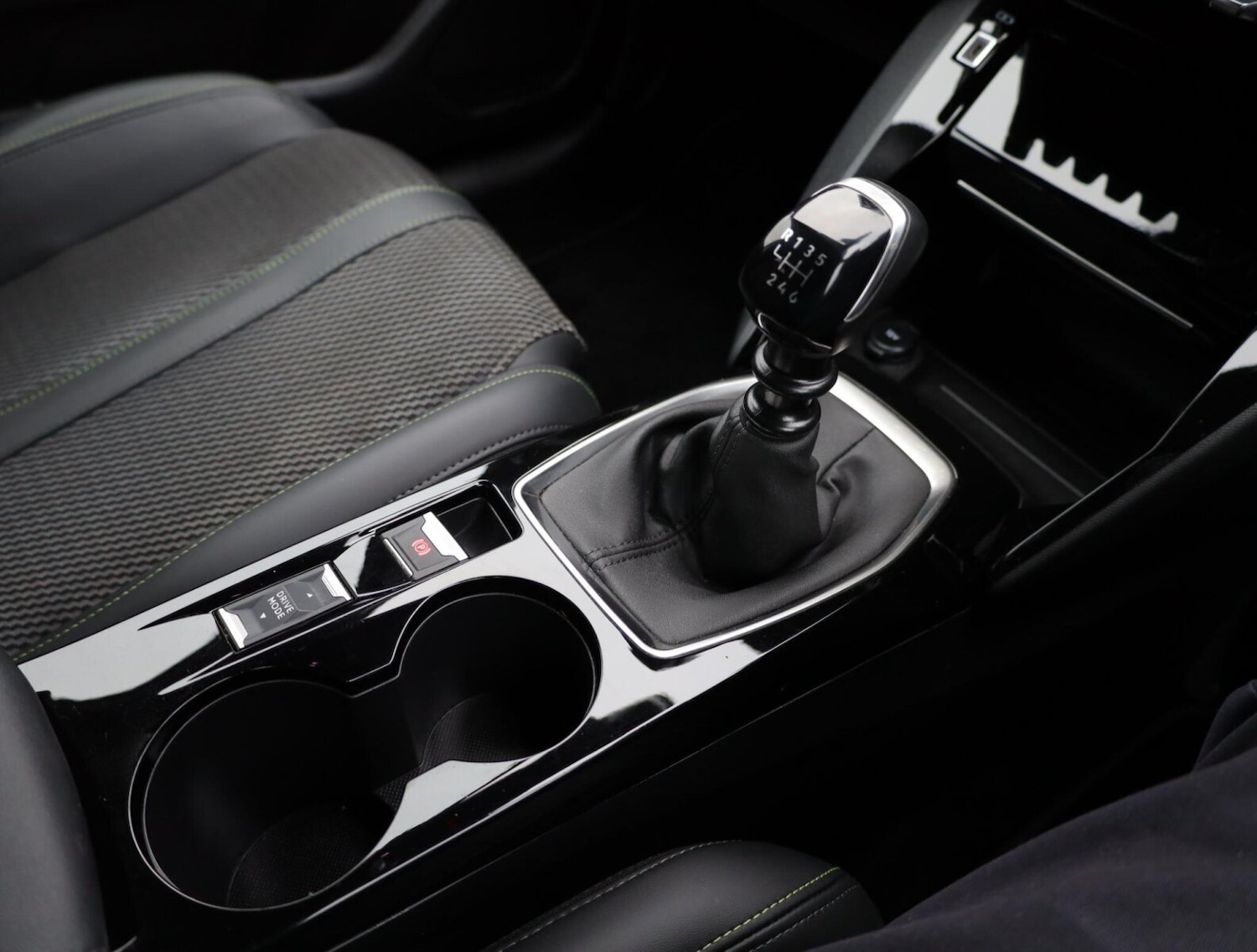 Used Peugeot 208 2024 for sale - 77332827: Photo 7