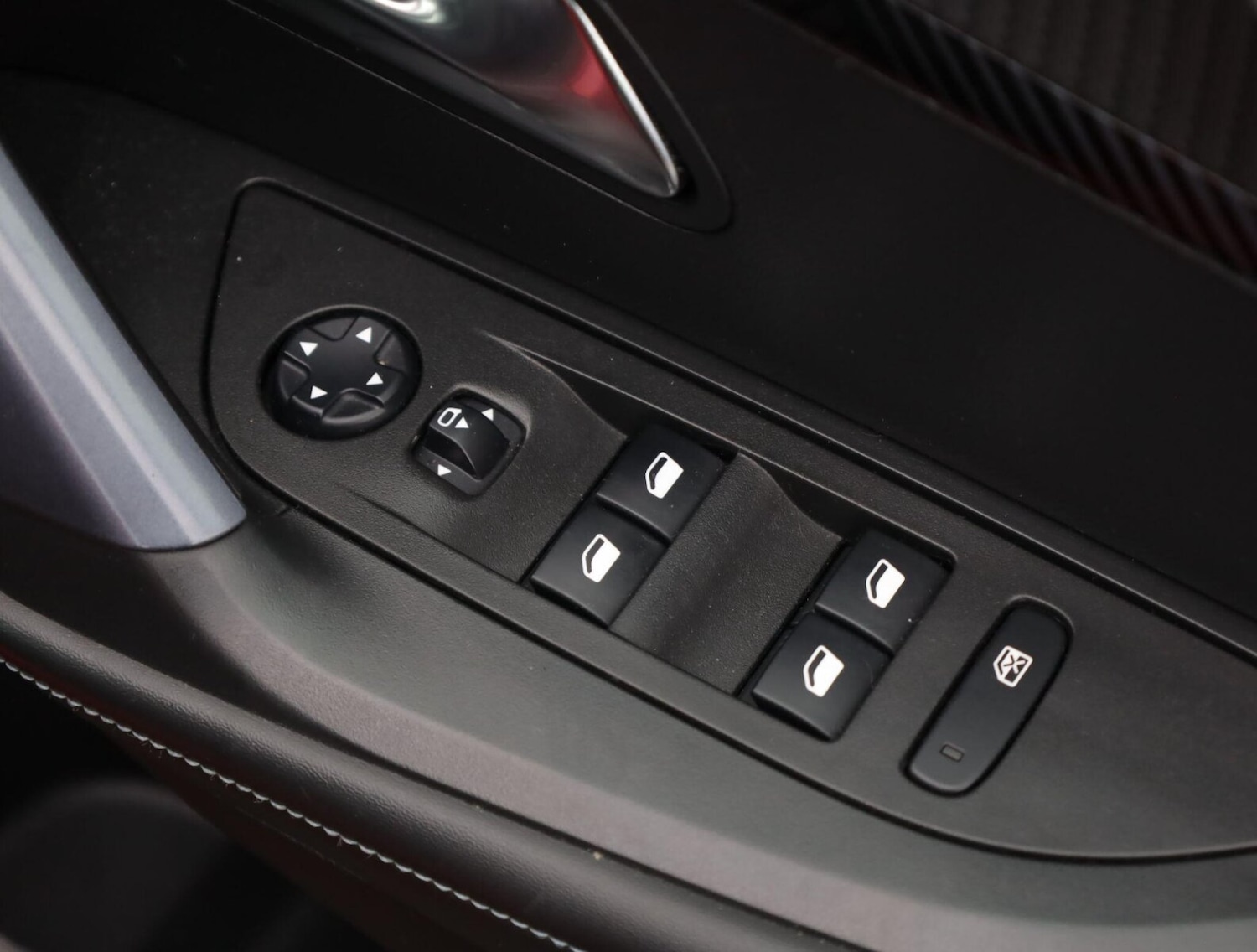 Used Peugeot 2008 2020 for sale - 76979204: Photo 14