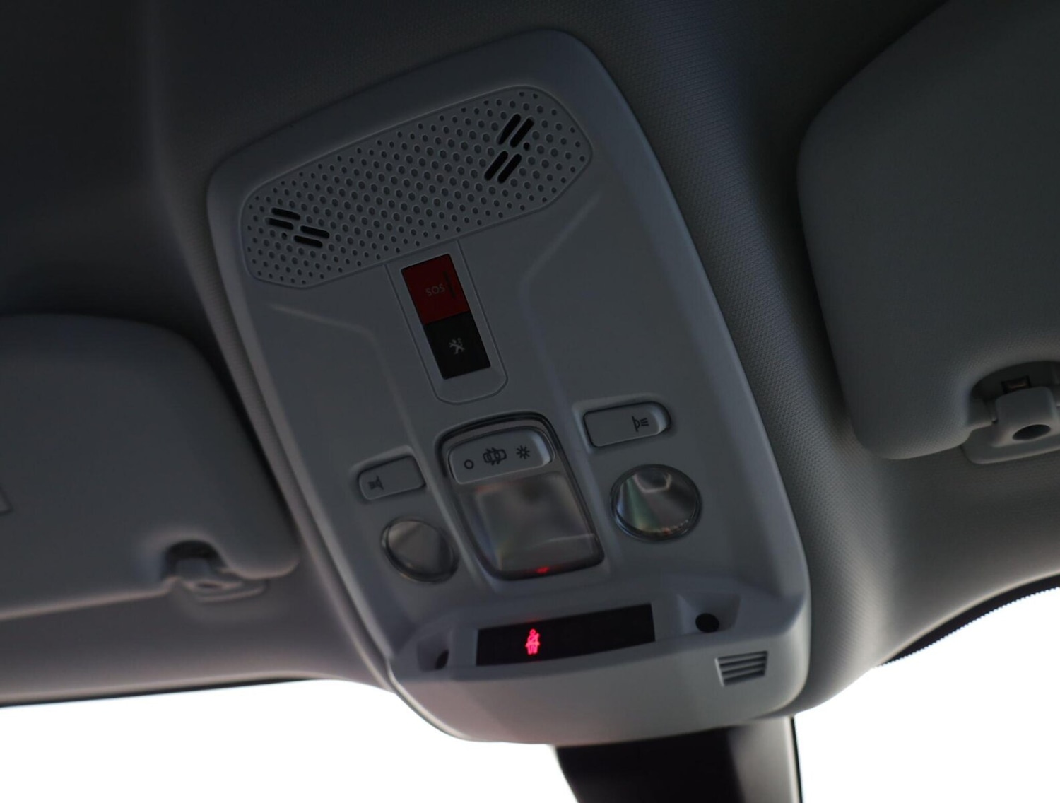 Used Peugeot 2008 2020 for sale - 76979204: Photo 24