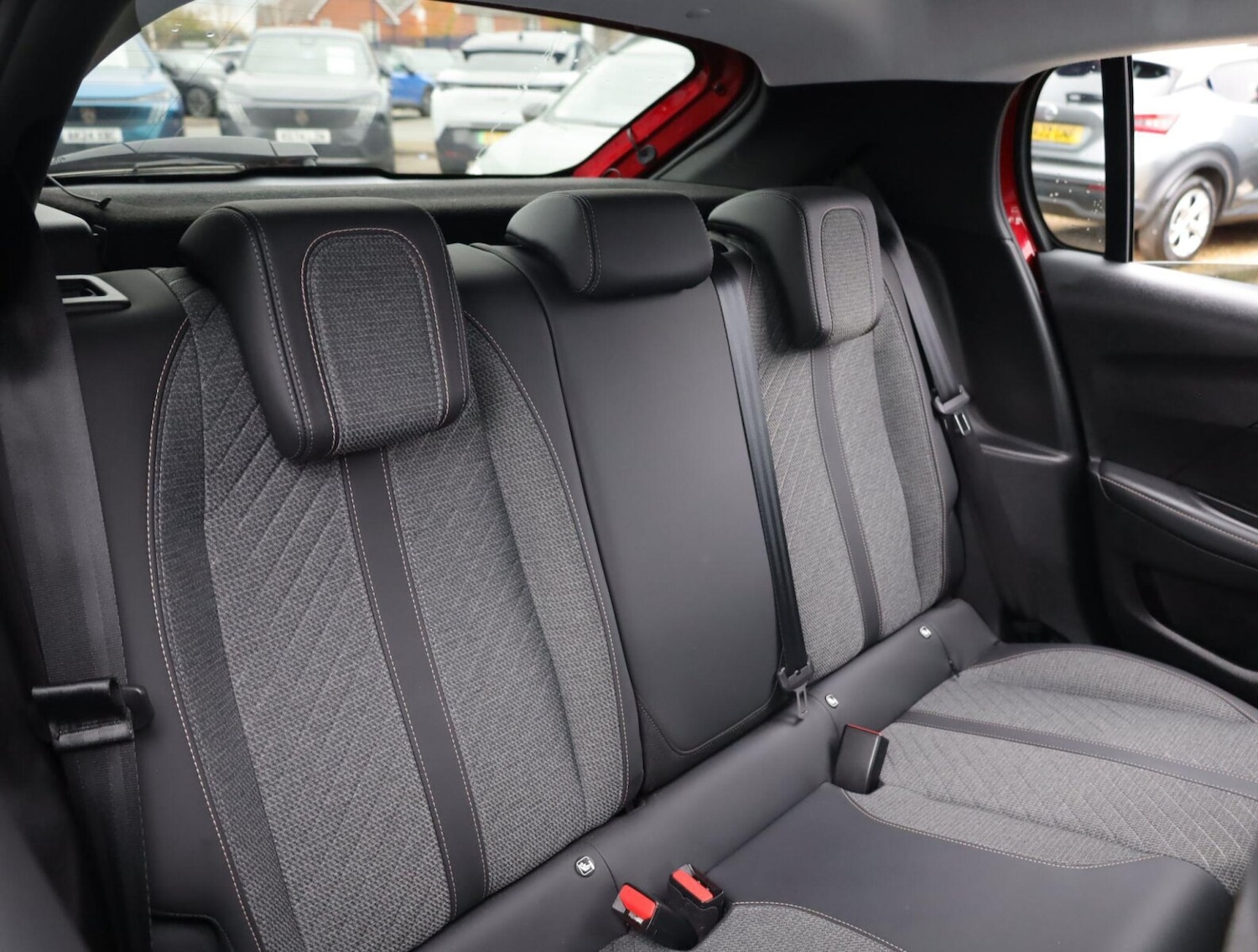 Used Peugeot 208 2024 for sale - 76677748: Photo 12