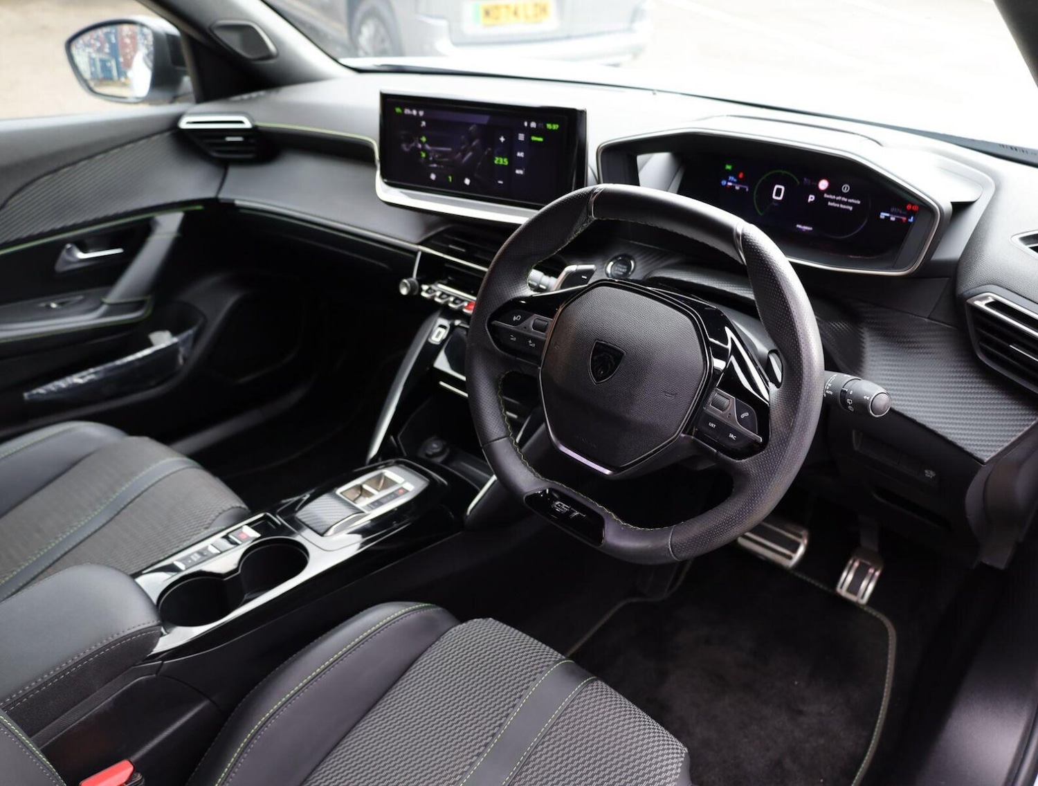 Used Peugeot 2008 2024 for sale - 76987040: Photo 11