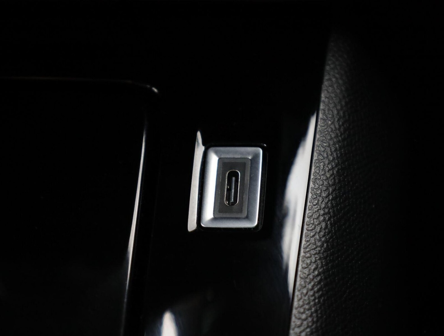 Used Peugeot 2008 2024 for sale - 76987040: Photo 21