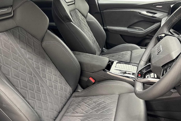 Used Audi Q6 e-tron 2025 for sale - 76316618: Photo 10