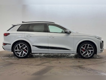 Used Audi Q6 e-tron 2025 for sale - 76316618: Photo 4