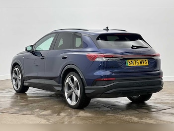 Used Audi Q4 e-tron 2025 for sale - 78367851: Photo