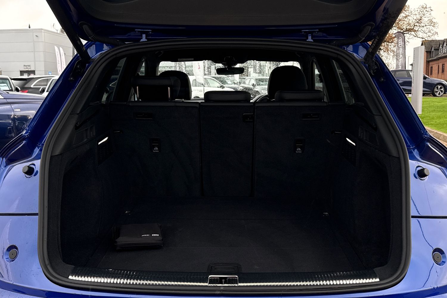 Used Audi Q5 2023 for sale - 76624989: Photo 7