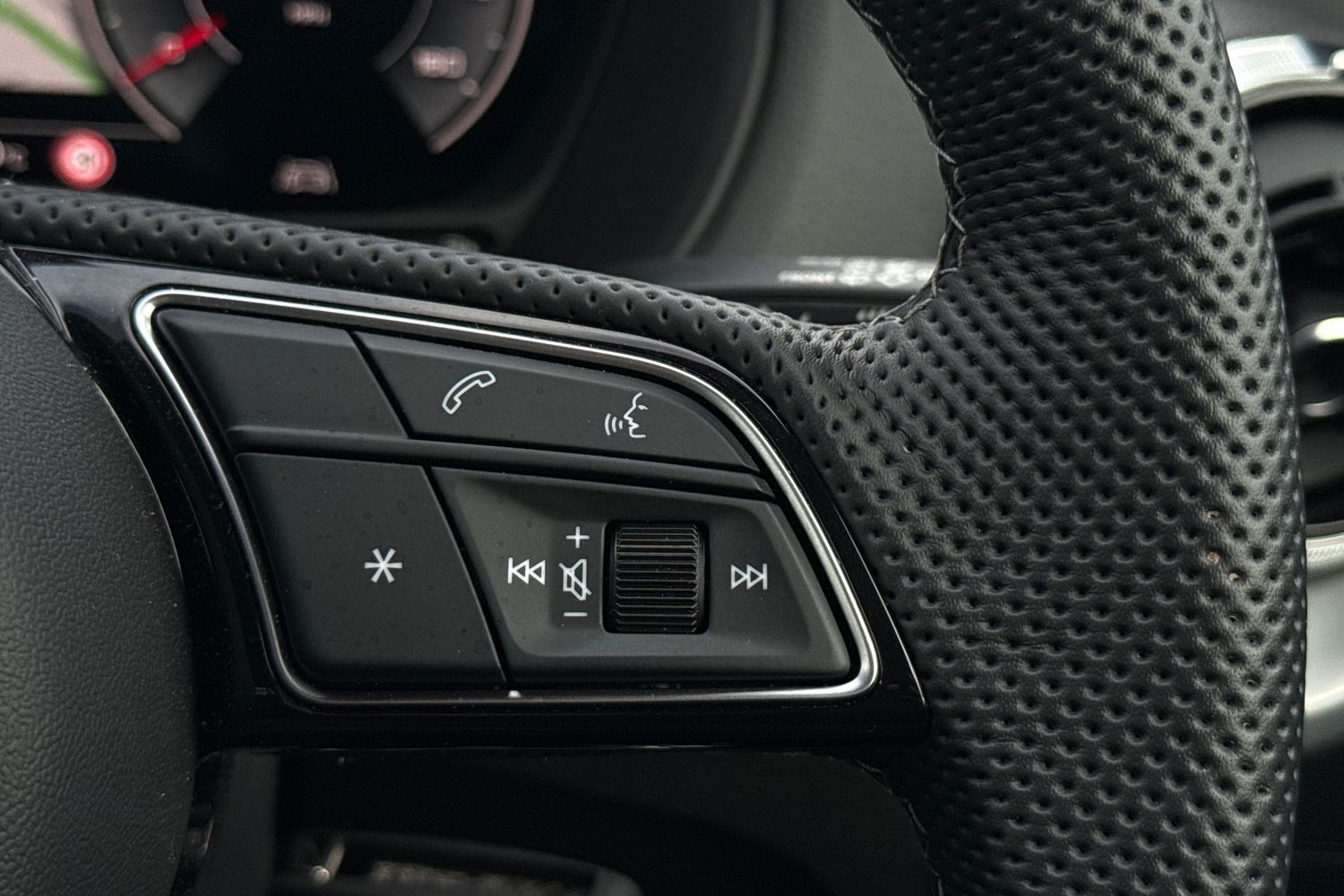 Used Audi Q2 2025 for sale - 77500867: Photo 36