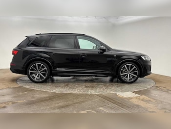 Used Audi Q7 2023 for sale - 78512272: Photo